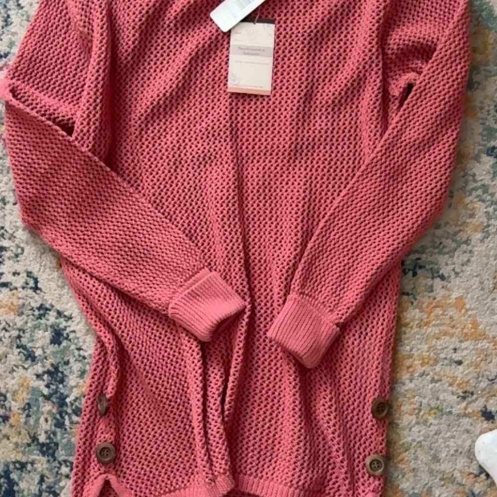Simply Noelle Coral Open Gage Knit Ling Sweater